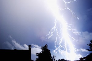 lightning_strike_183319